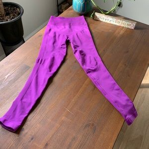 Lululemon yoga pants